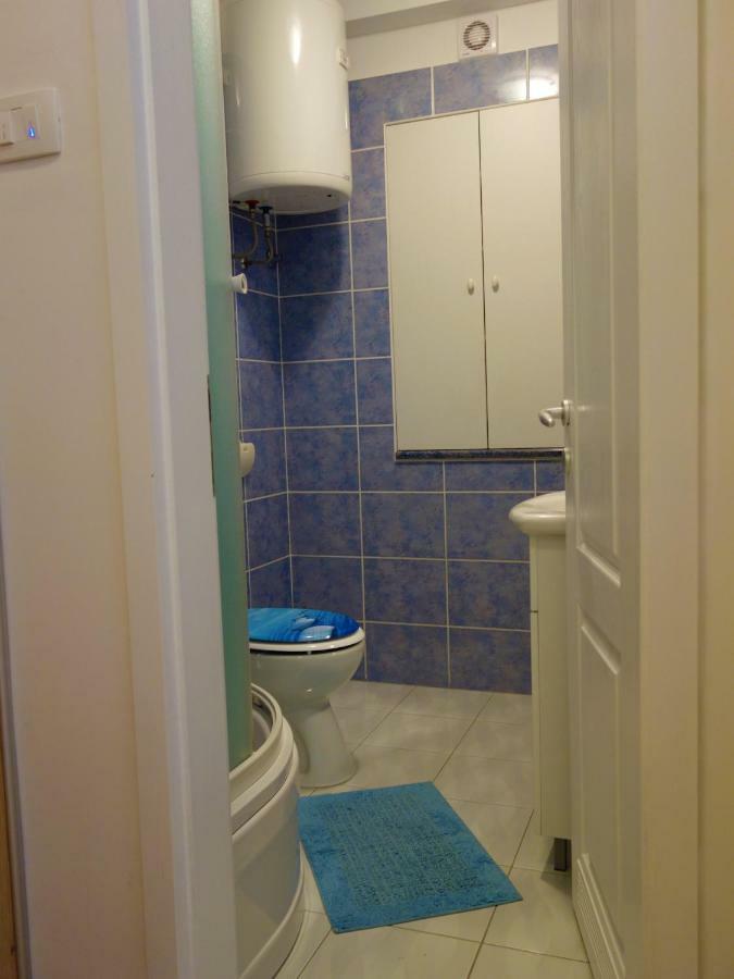 Apartments Vincent カスタヴ エクステリア 写真