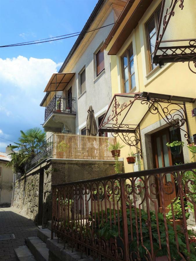 Apartments Vincent カスタヴ エクステリア 写真